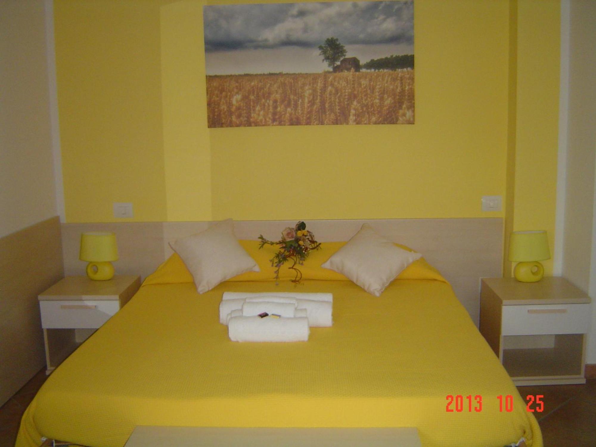 Hotel La Via Del Volano Codigoro Habitación foto